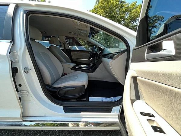 2015 Hyundai Sonata - Image 20 of 21