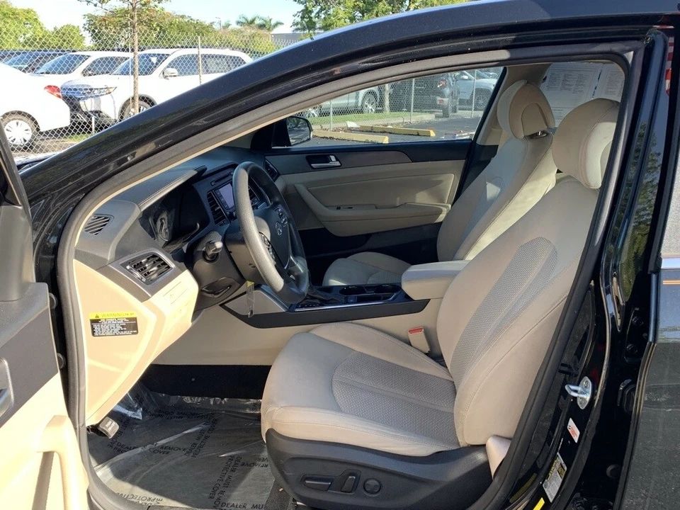 2015 Hyundai Sonata - Image 5 of 12