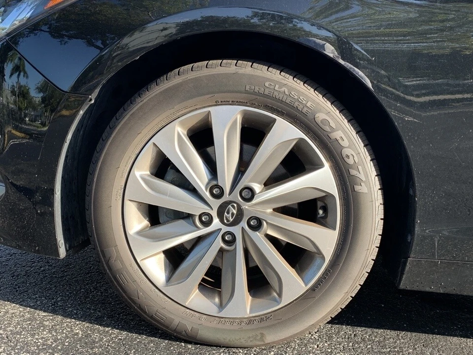 2015 Hyundai Sonata - Image 10 of 12