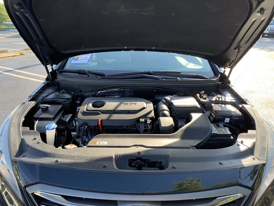 2015 Hyundai Sonata - Image 11 of 12