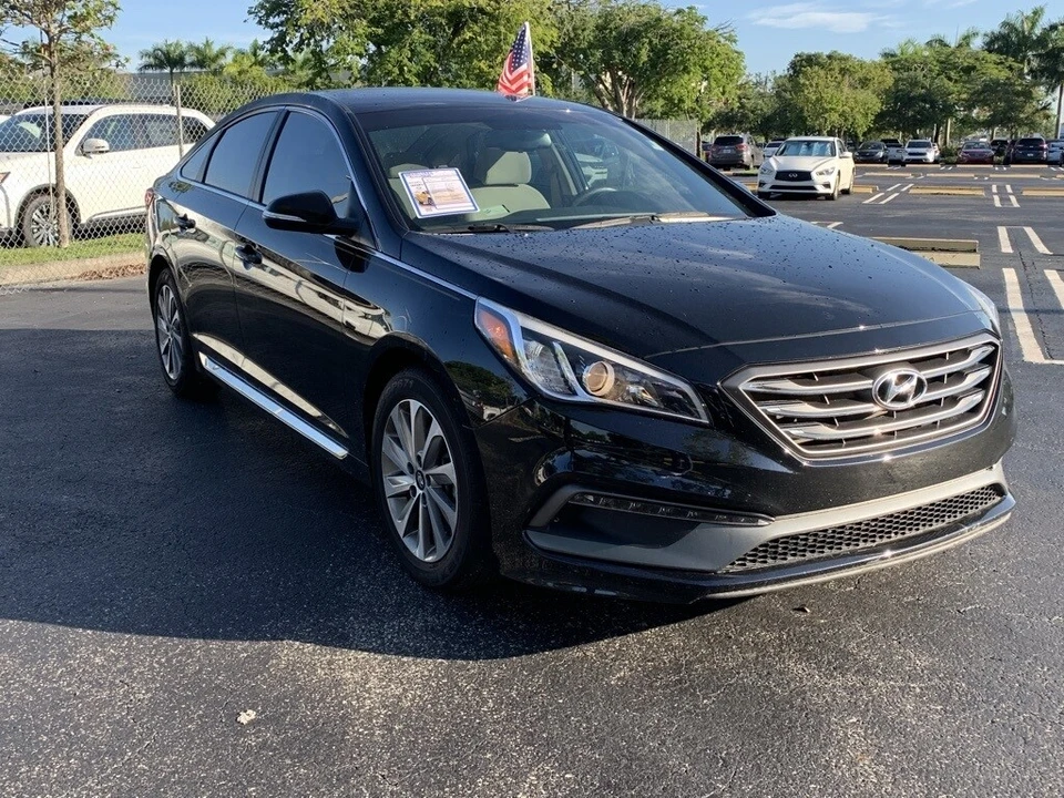 2015 Hyundai Sonata - Image 2 of 12