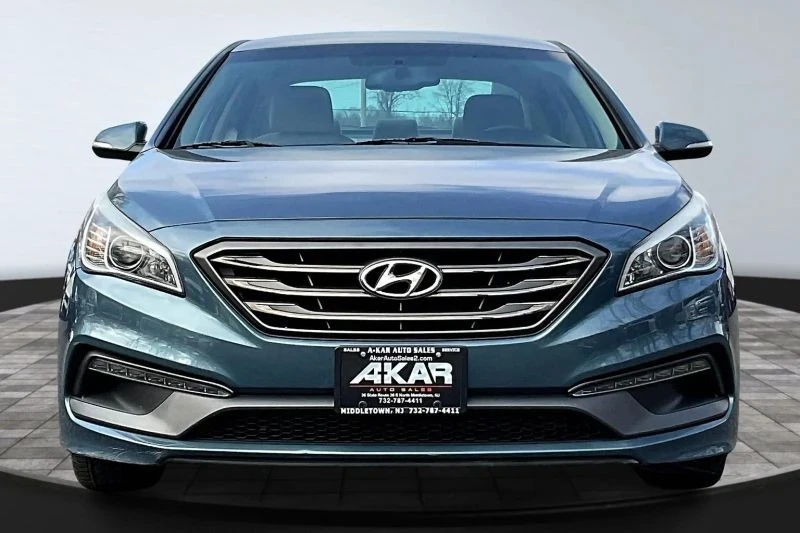 2015 Hyundai Sonata - Image 2 of 12