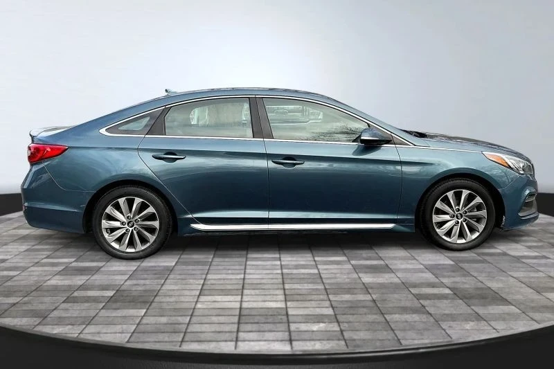 2015 Hyundai Sonata - Image 8 of 12