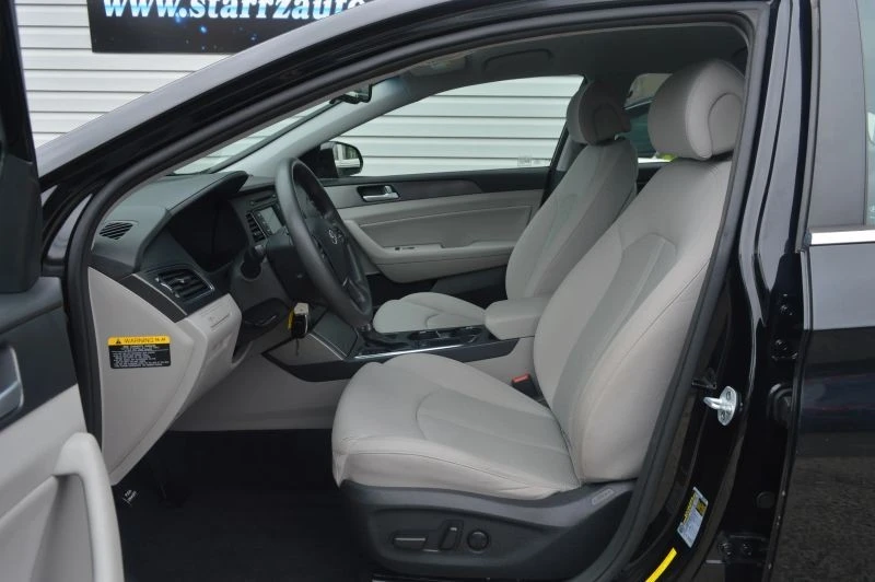 2015 Hyundai Sonata - Image 10 of 12