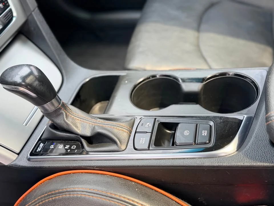 2015 Hyundai Sonata - Image 7 of 10