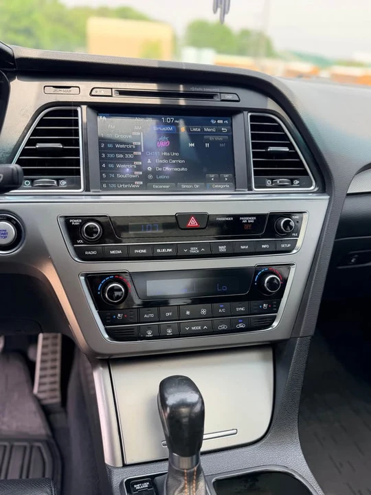 2015 Hyundai Sonata - Image 10 of 10
