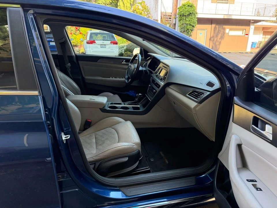 2015 Hyundai Sonata - Image 4 of 9