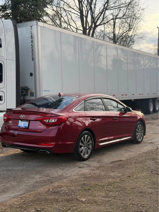 2015 Hyundai Sonata - Image 7 of 11