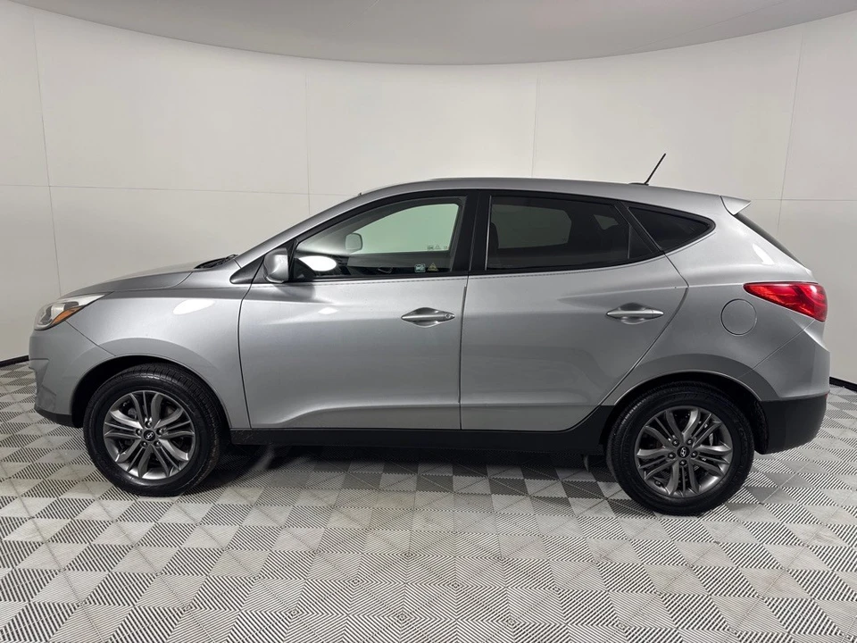 2015 Hyundai Tucson - Image 6 of 12