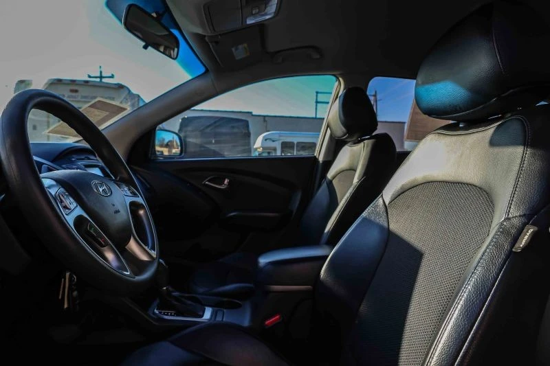 2015 Hyundai Tucson - Image 9 of 12