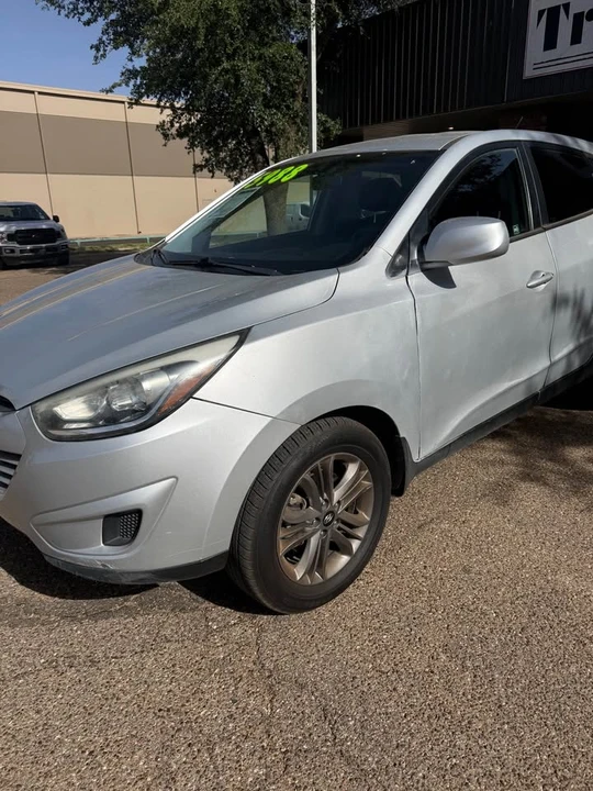2015 Hyundai Tucson - Image 2 of 13