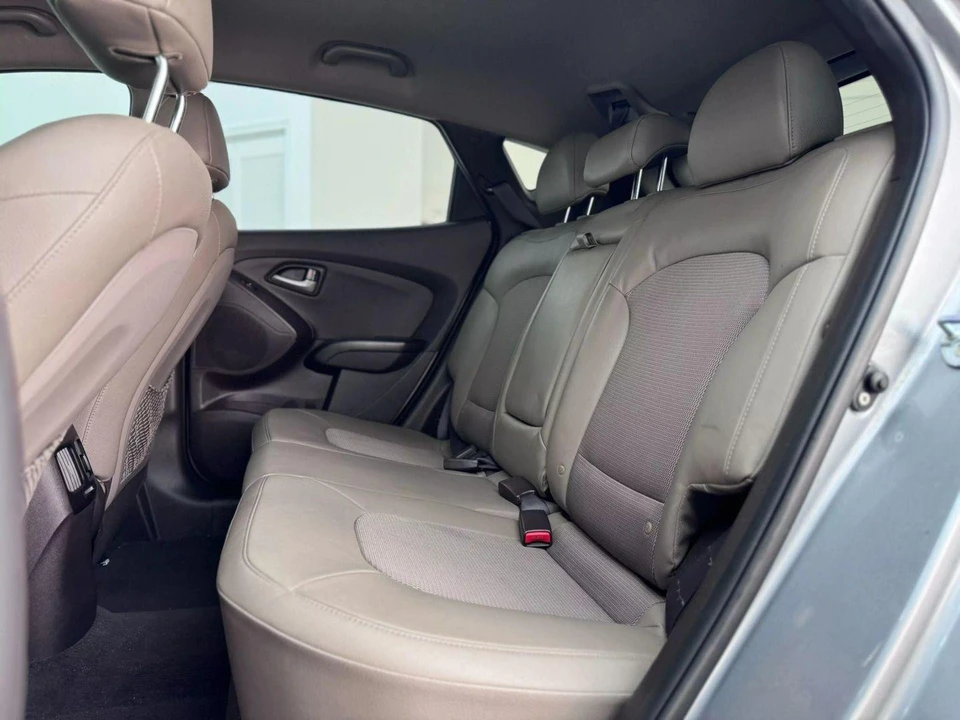2015 Hyundai Tucson - Image 10 of 21