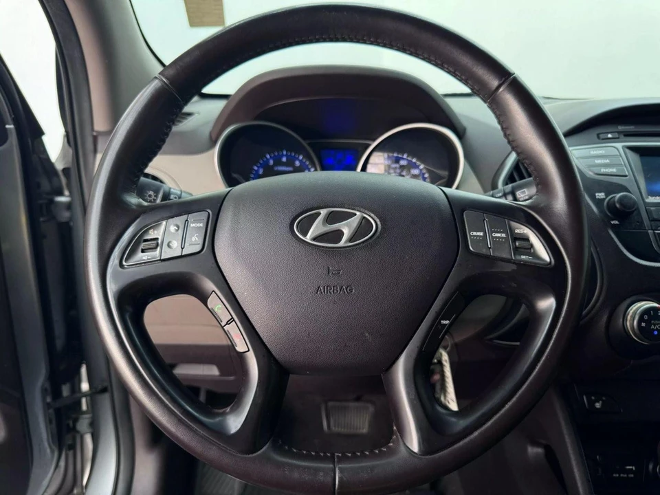2015 Hyundai Tucson - Image 12 of 21