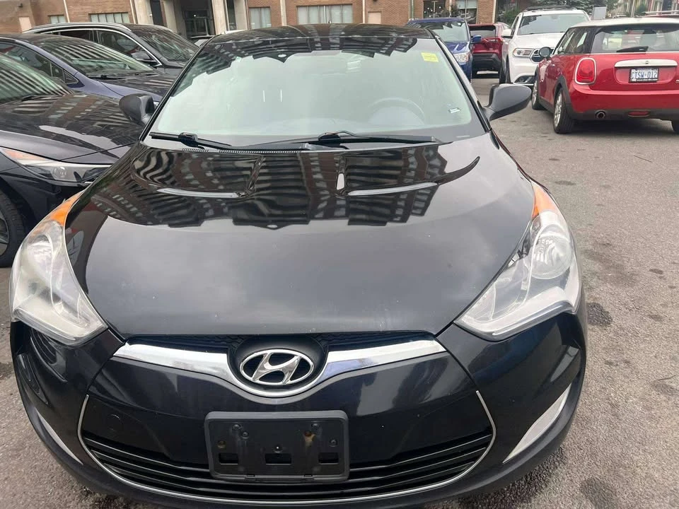 2015 Hyundai Veloster - Image 8 of 19