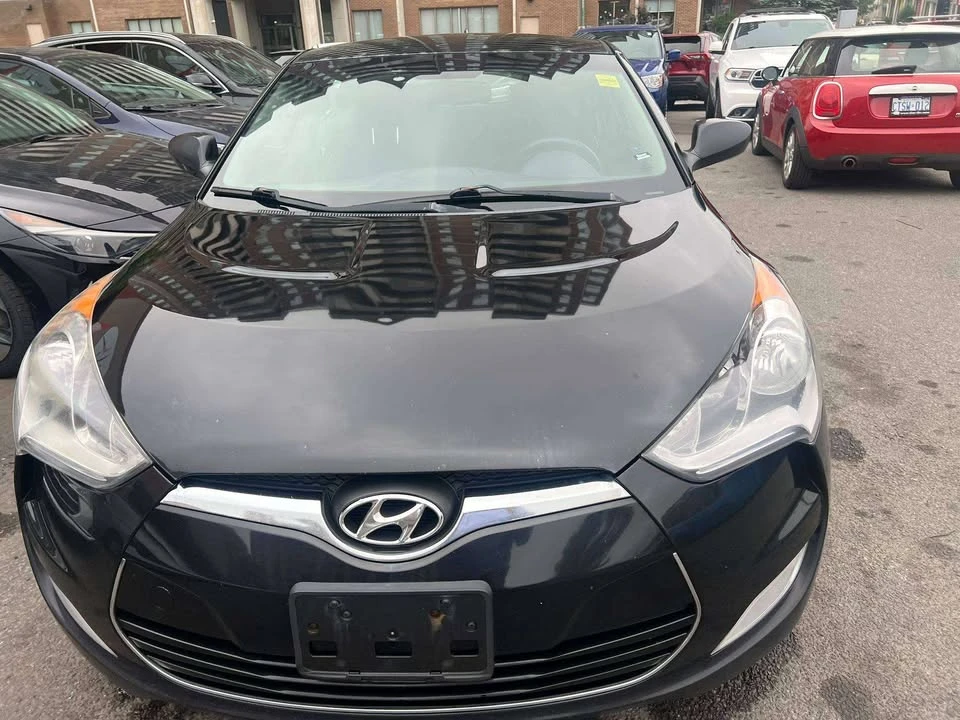 2015 Hyundai Veloster - Image 8 of 20