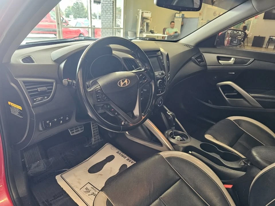 2015 Hyundai Veloster - Image 5 of 12