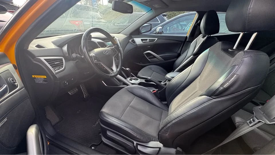 2015 Hyundai Veloster - Image 11 of 16