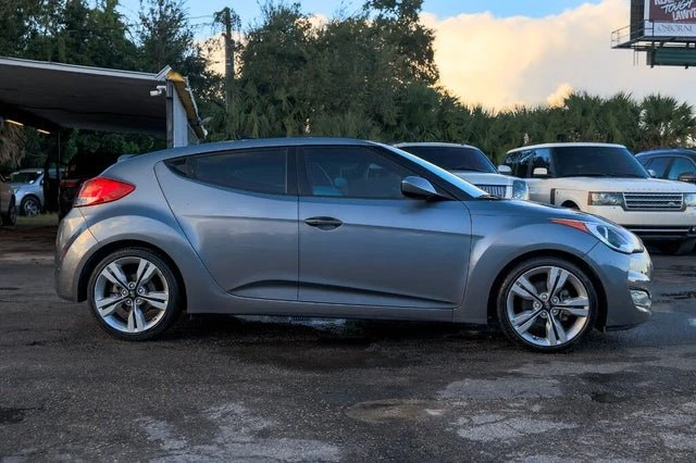 2015 Hyundai Veloster - Image 7 of 12