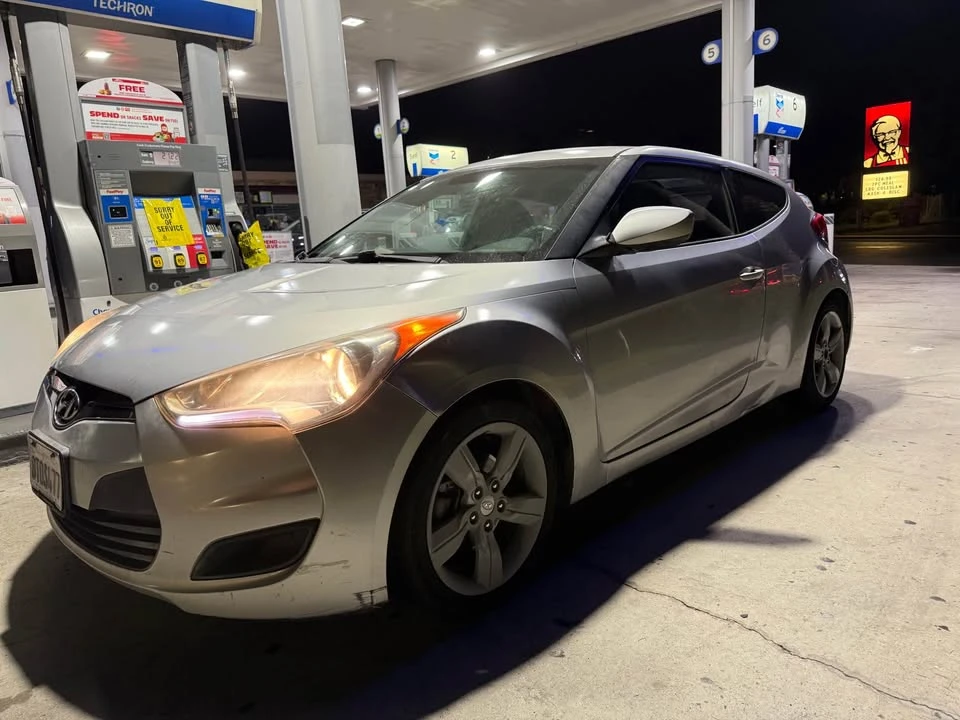 2015 Hyundai Veloster - Image 3 of 7
