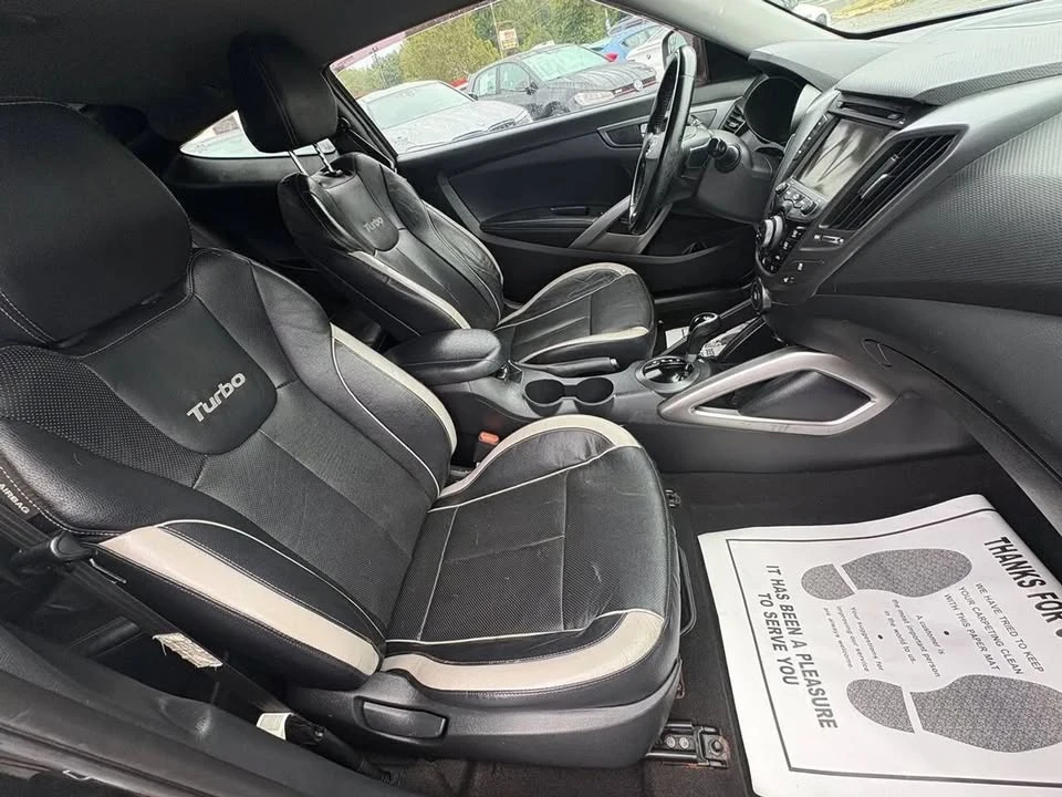 2015 Hyundai Veloster - Image 11 of 20