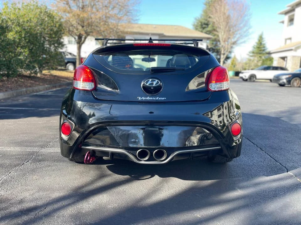 2015 Hyundai Veloster - Image 2 of 10