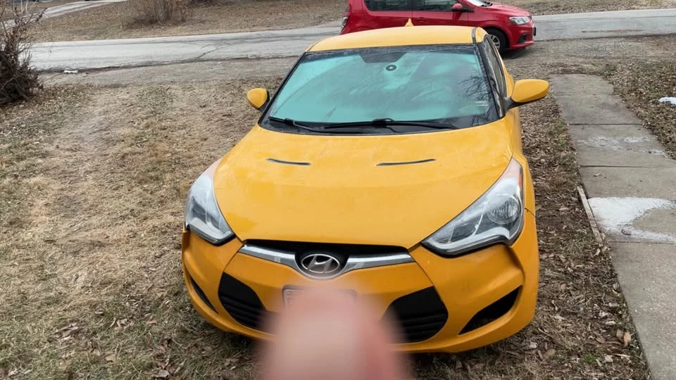 2015 Hyundai Veloster - Image 4 of 7