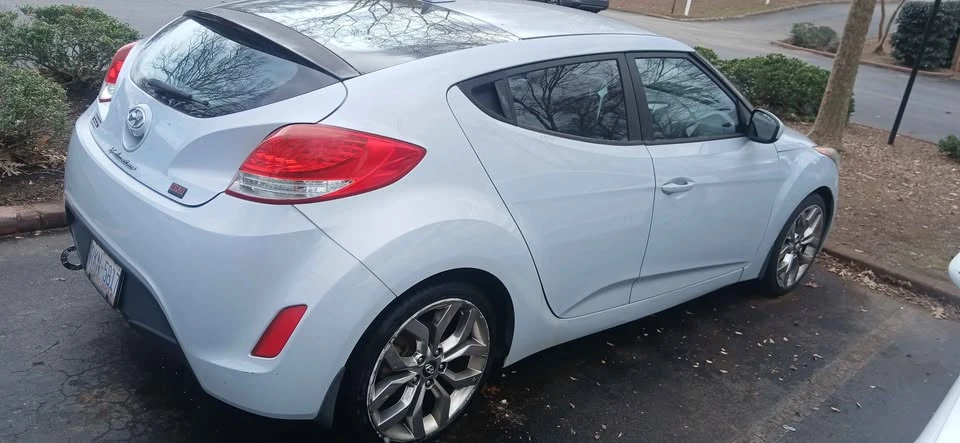 2015 Hyundai Veloster - Image 5 of 8