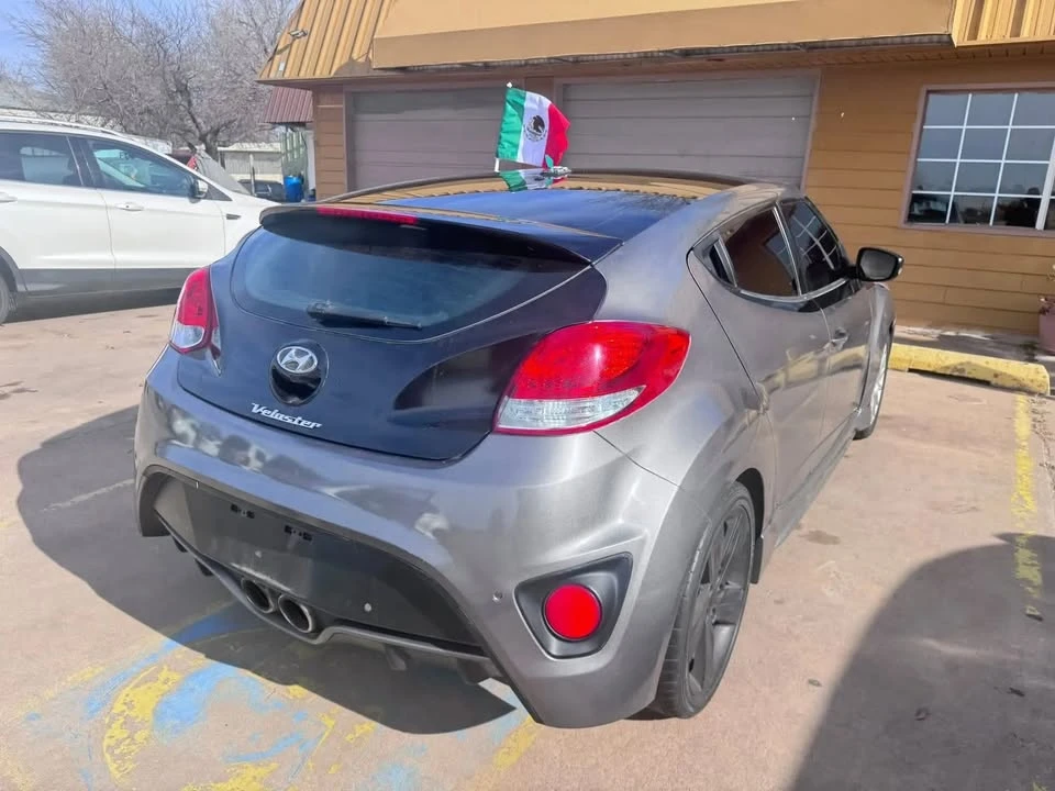 2015 Hyundai Veloster - Image 12 of 15
