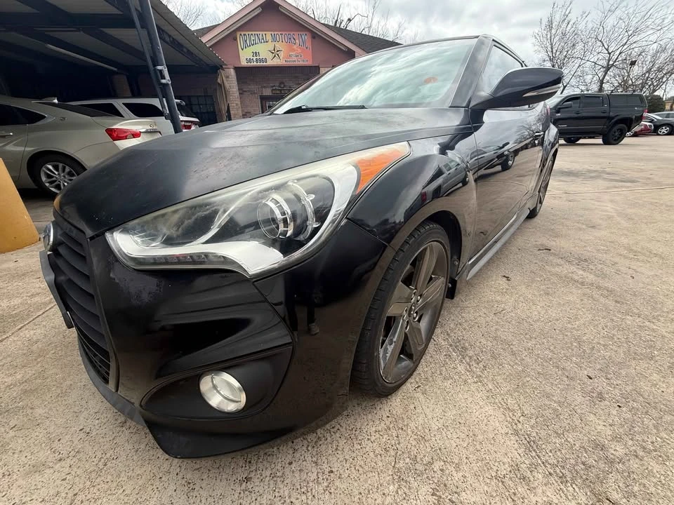 2015 Hyundai Veloster - Image 2 of 7