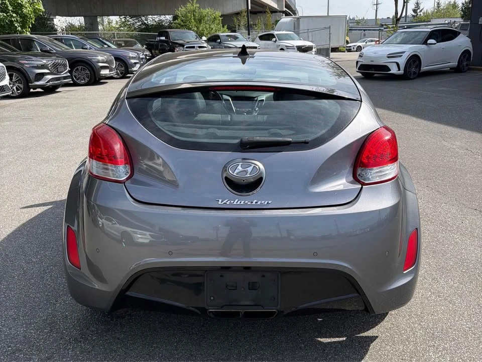 2015 Hyundai Veloster - Image 3 of 8