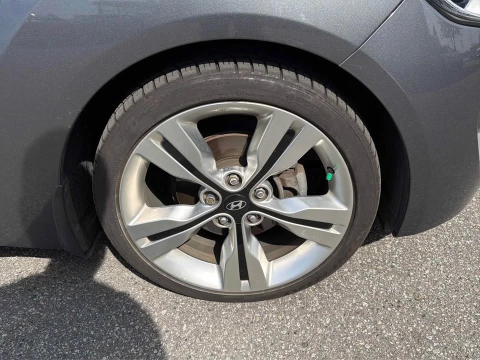 2015 Hyundai Veloster - Image 5 of 8
