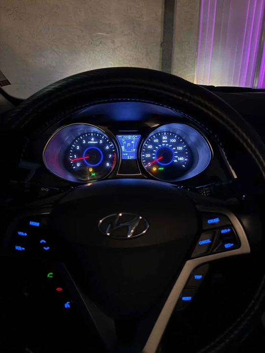 2015 Hyundai Veloster - Image 13 of 14