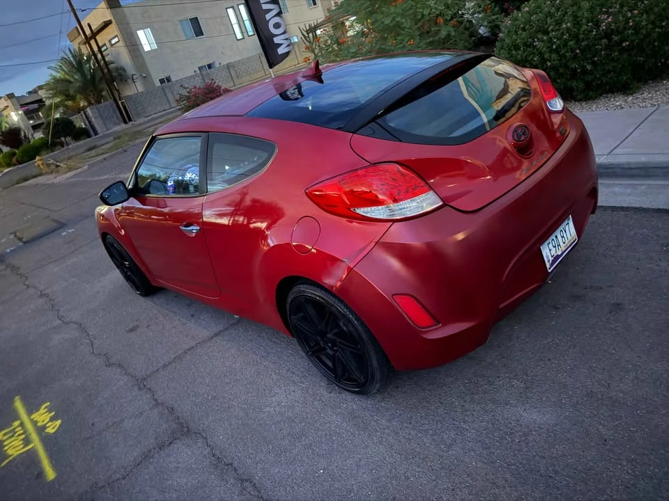 2015 Hyundai Veloster - Image 2 of 14