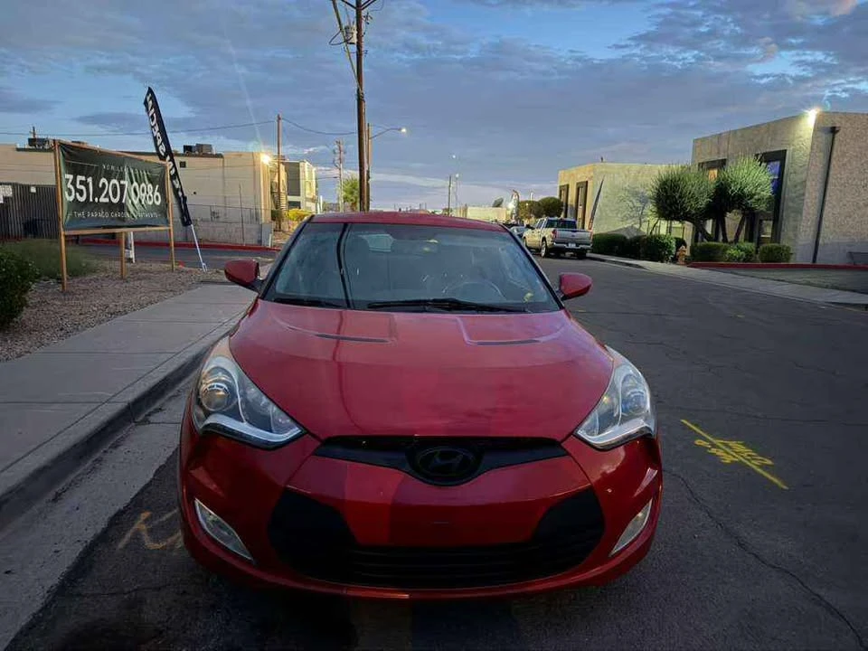 2015 Hyundai Veloster - Image 10 of 14