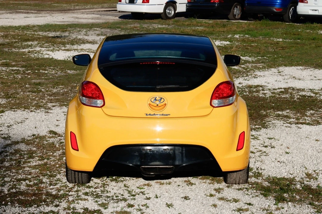 2015 Hyundai Veloster - Image 9 of 12