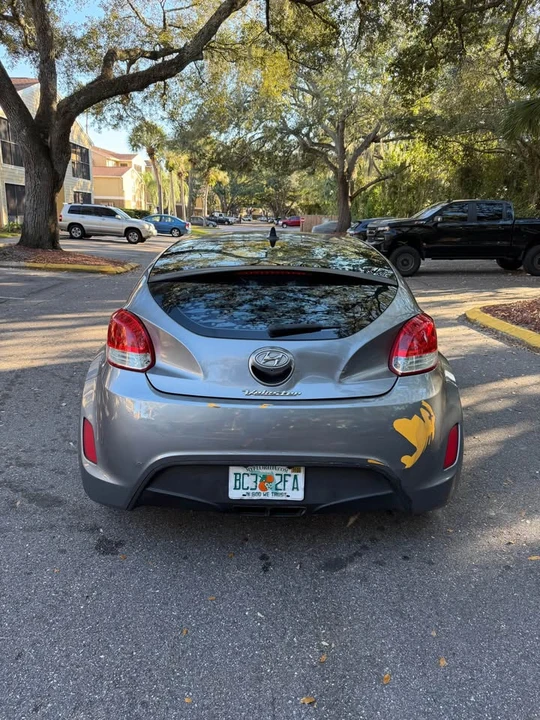 2015 Hyundai Veloster - Image 6 of 10