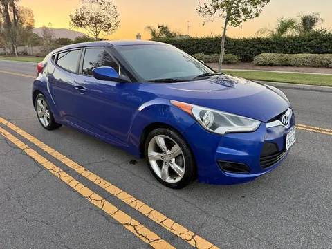 2015 Hyundai Veloster 2.0 Coupe 3D