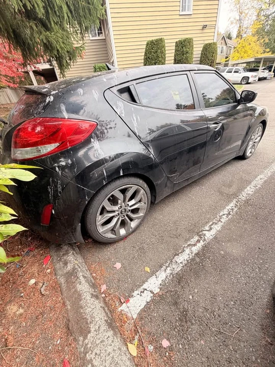 2015 Hyundai Veloster - Image 3 of 8