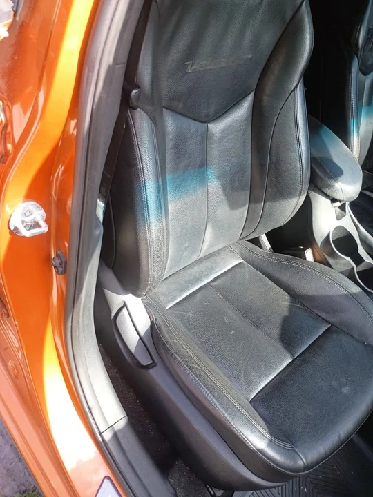2015 Hyundai Veloster - Image 12 of 14