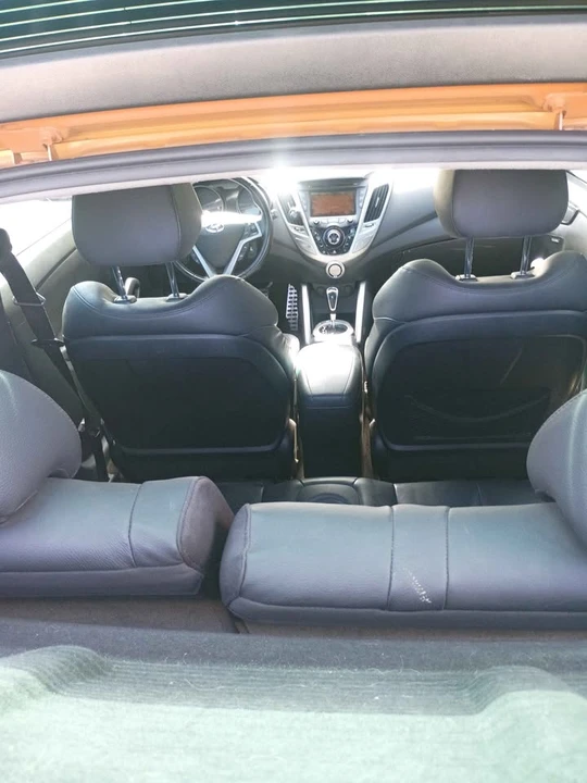 2015 Hyundai Veloster - Image 7 of 14