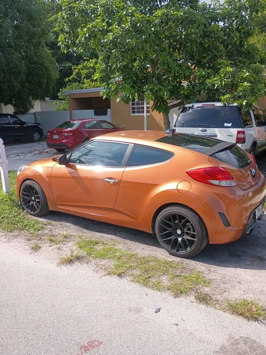 2015 Hyundai Veloster - Image 3 of 14