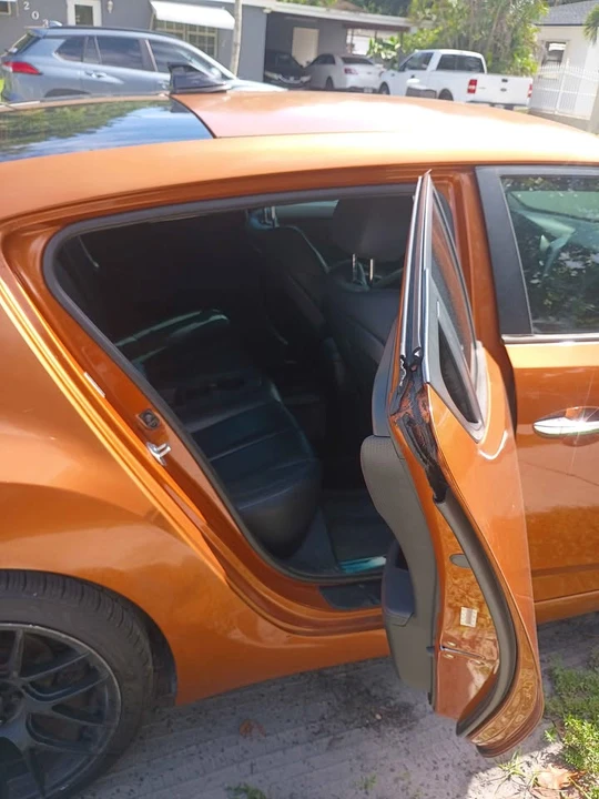 2015 Hyundai Veloster - Image 10 of 14