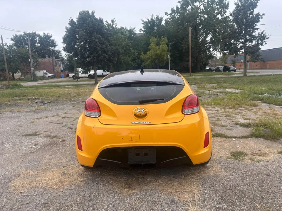 2015 Hyundai Veloster - Image 5 of 19