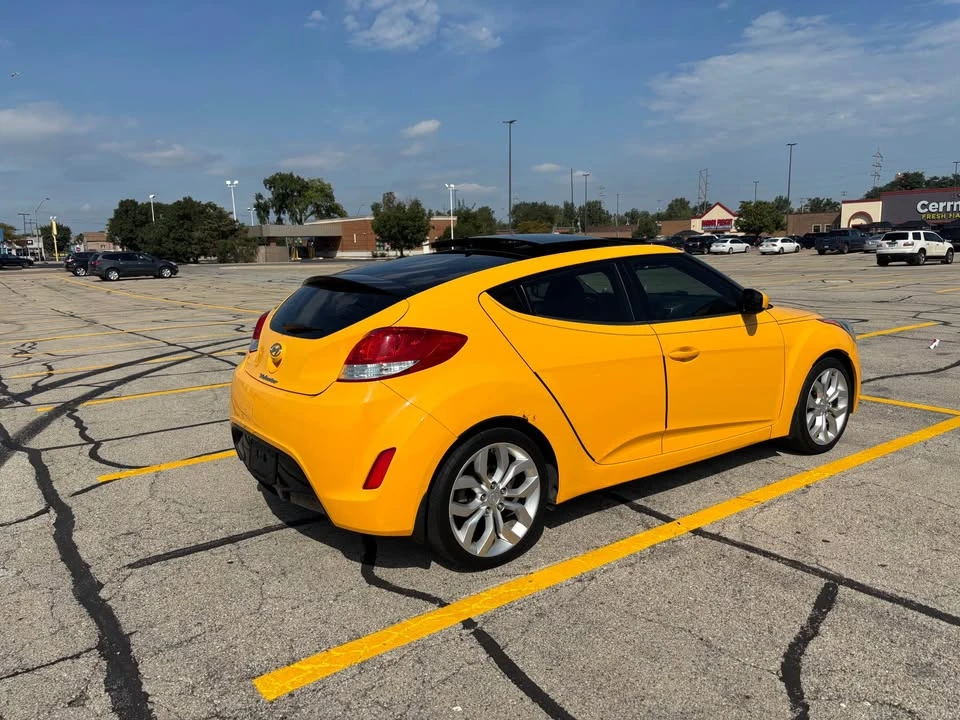 2015 Hyundai Veloster - Image 4 of 15