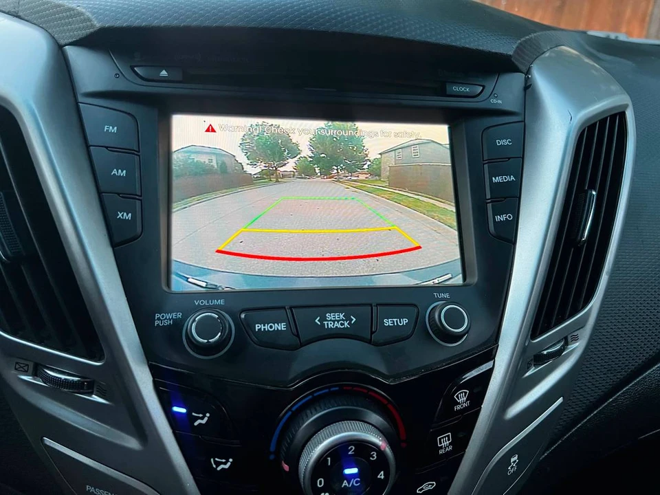 2015 Hyundai Veloster - Image 11 of 12