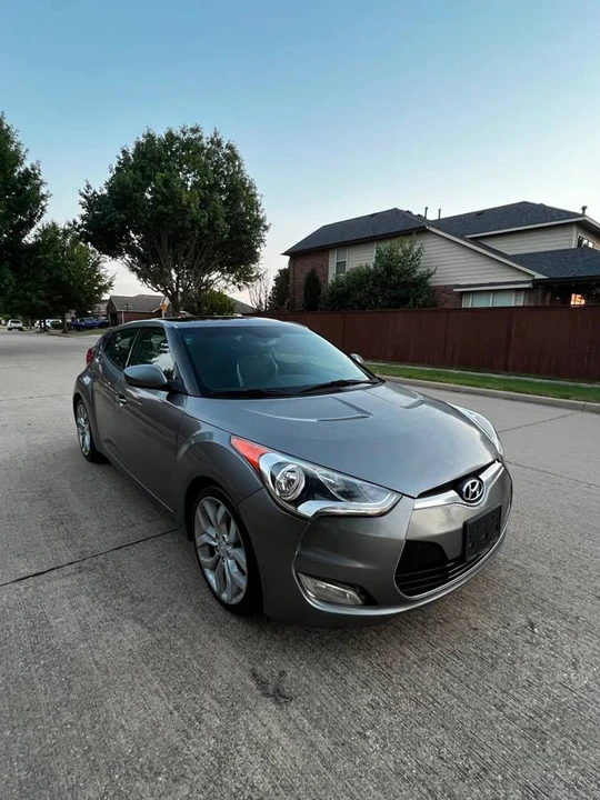2015 Hyundai Veloster - Image 4 of 12