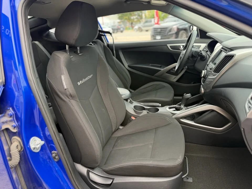 2015 Hyundai Veloster - Image 9 of 20