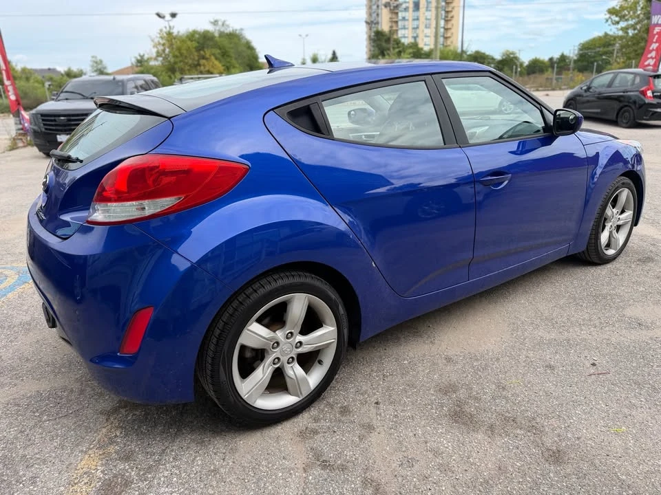 2015 Hyundai Veloster - Image 4 of 20