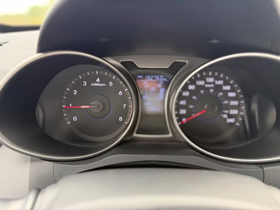 2015 Hyundai Veloster - Image 15 of 20