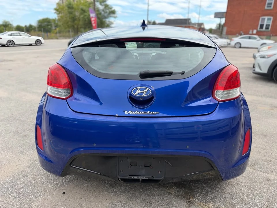 2015 Hyundai Veloster - Image 5 of 20